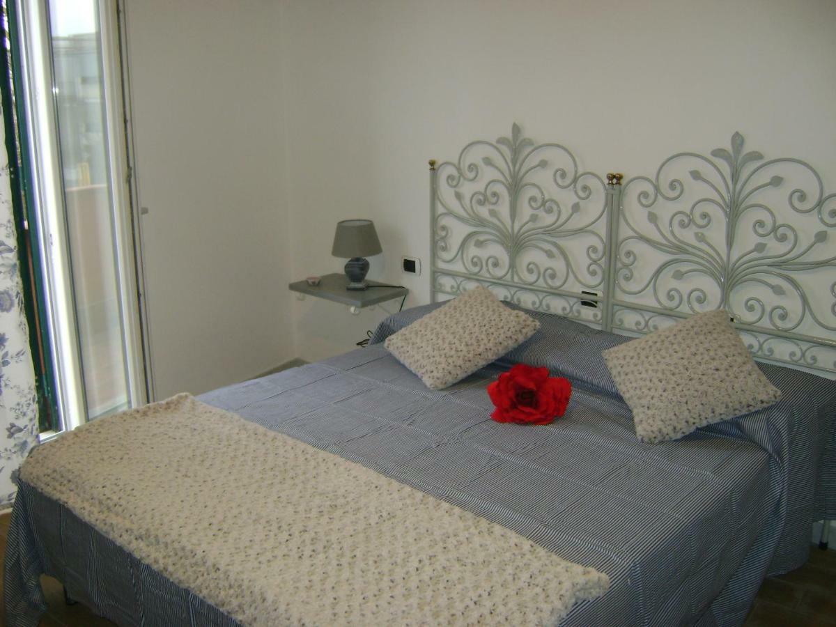 B&B Agora Сарцана Екстериор снимка