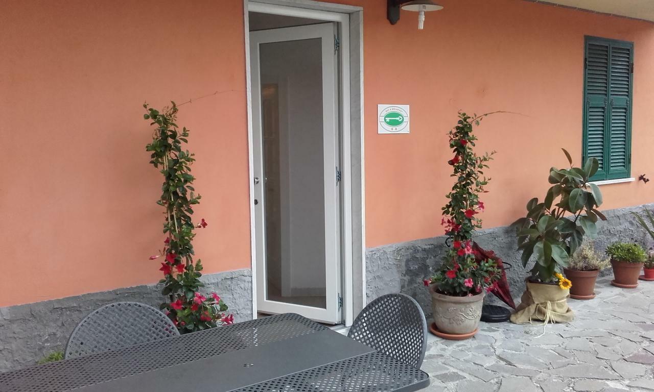 B&B Agora Сарцана Екстериор снимка