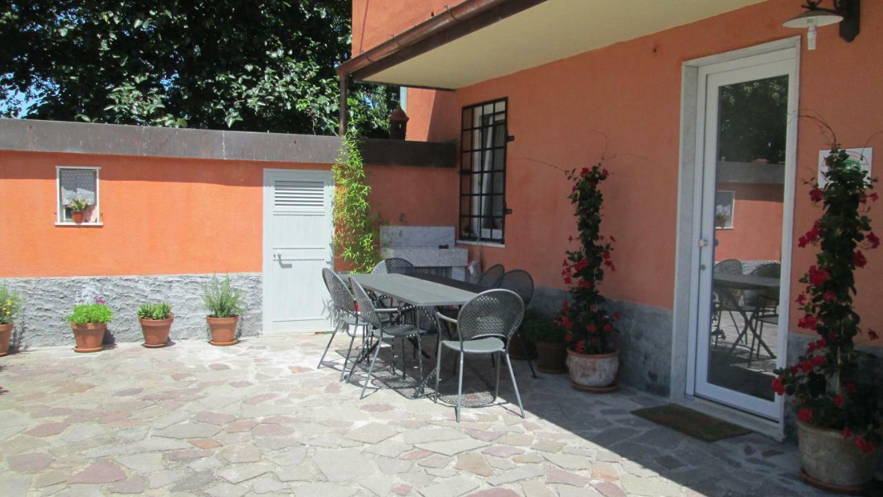 B&B Agora Сарцана Екстериор снимка