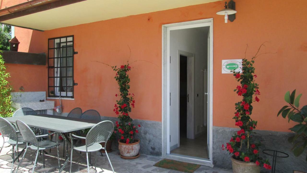 B&B Agora Сарцана Екстериор снимка