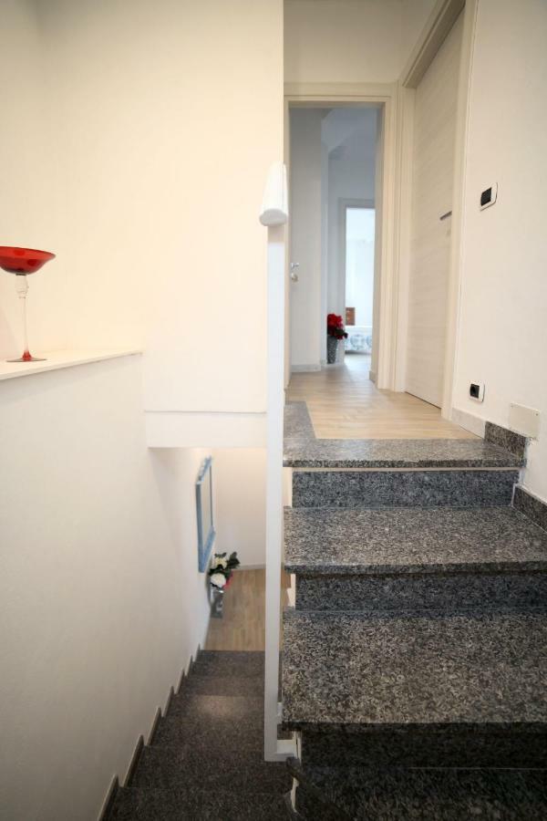 B&B Agora Сарцана Екстериор снимка