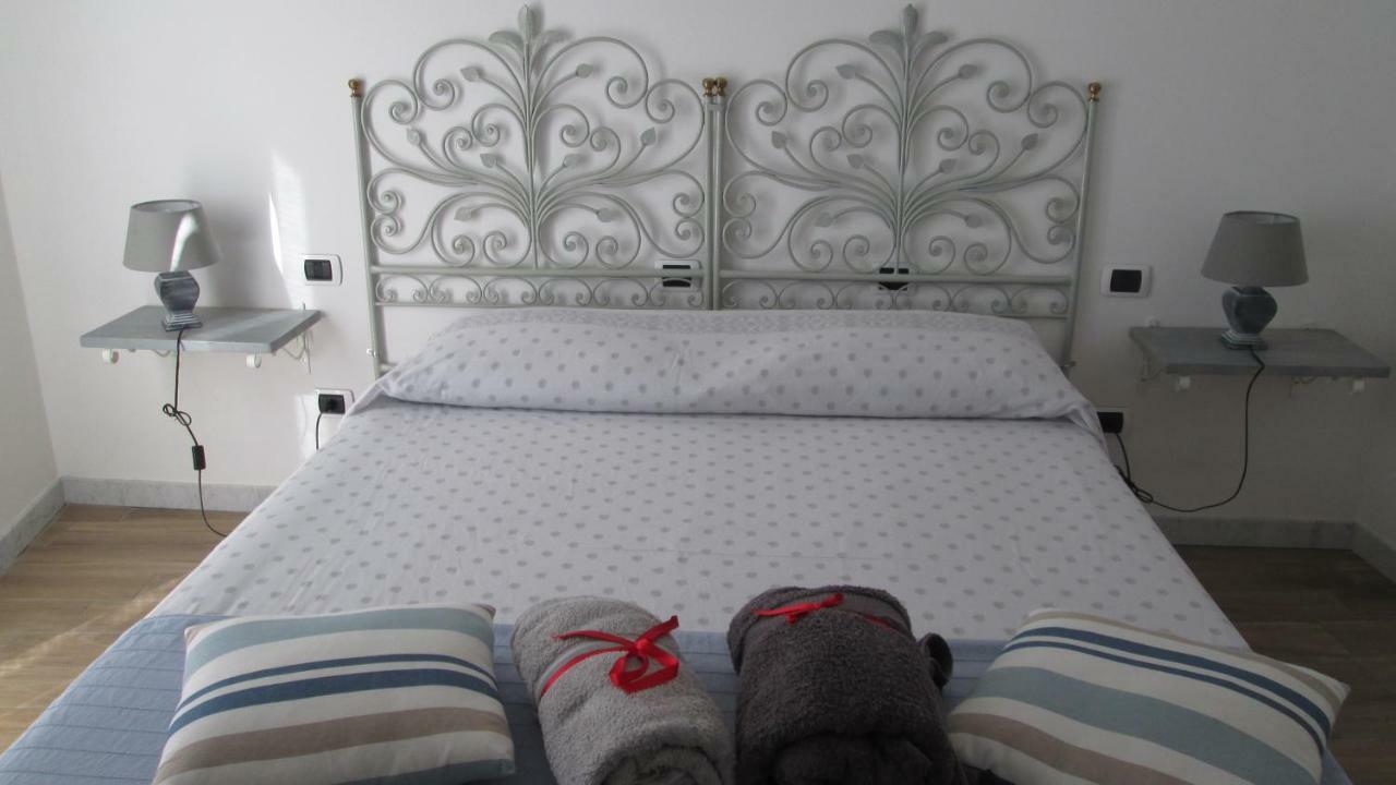 B&B Agora Сарцана Екстериор снимка